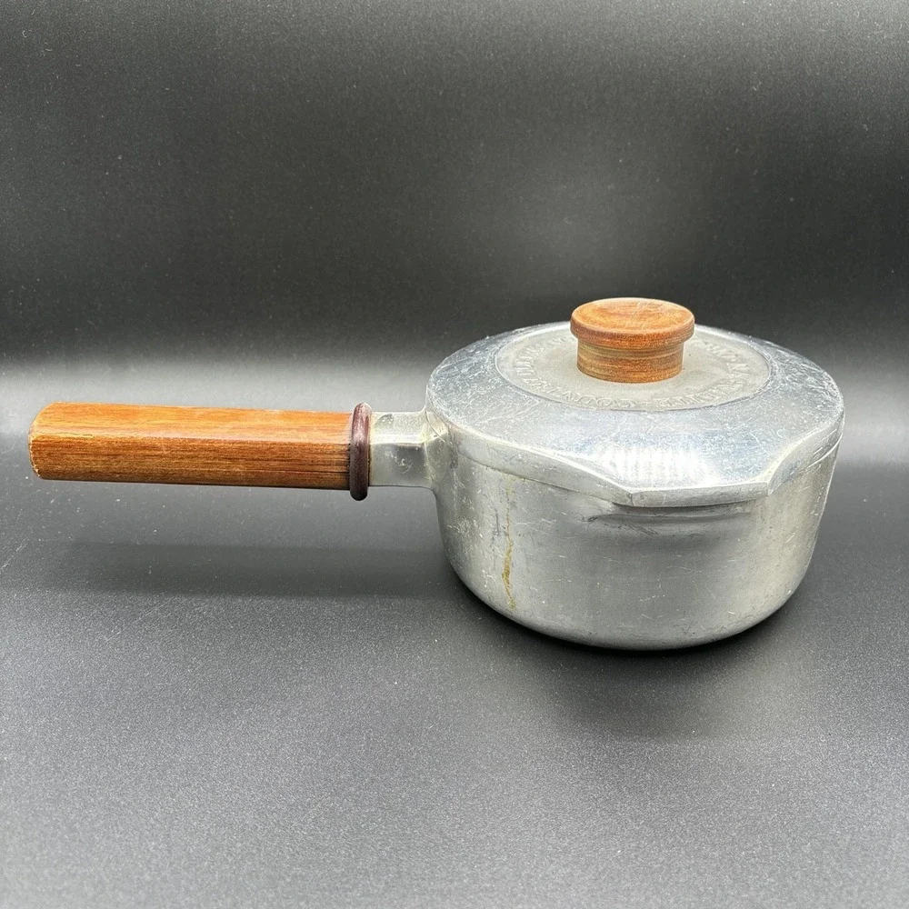 Vtg Magnalite GHC Country Collection #5681 - 1 Qt Sauce Pan Pot With LID .946L